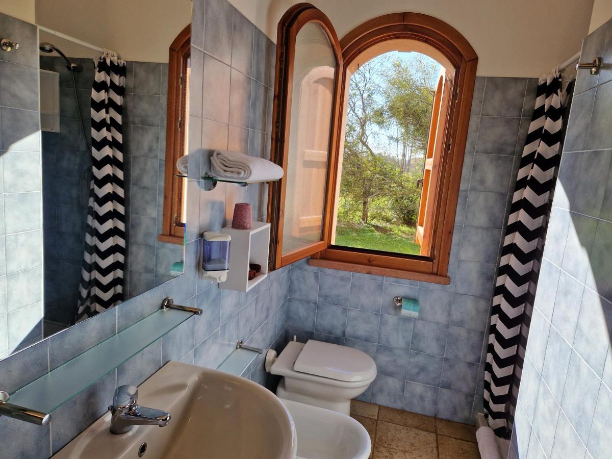 Hotel Perda Rubia San Giovanni Suèrgiu エクステリア 写真