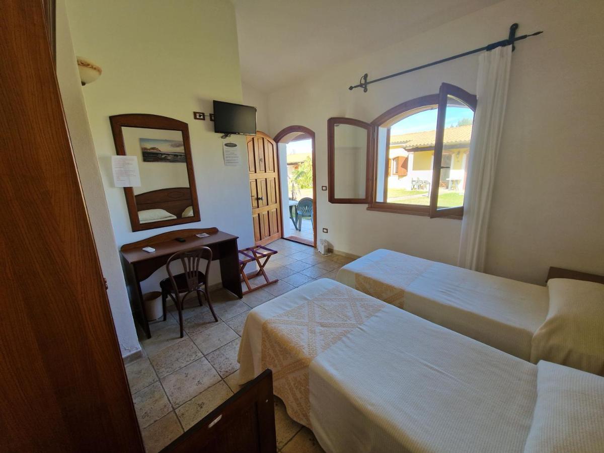 Hotel Perda Rubia San Giovanni Suèrgiu エクステリア 写真